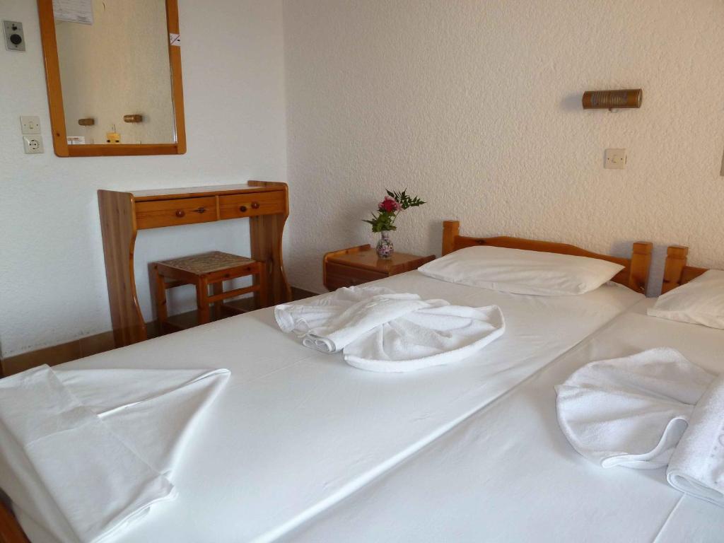 Paris Beach Hotel Ireo  Room photo